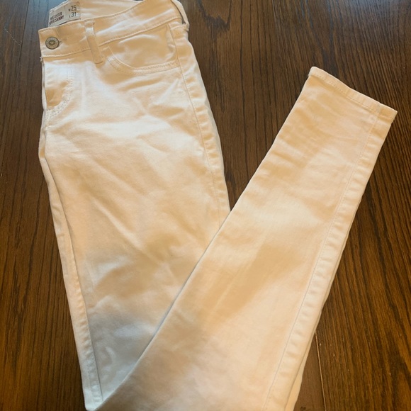 Hollister Denim - Hollister super skinny white jeans